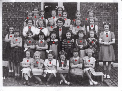 Classe de filles, 3e et 4e primaires en 1952
