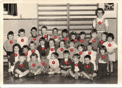 Classe de 2e maternelles en 1960-1961