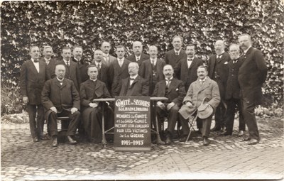 Photo du comité de secours vers 1914-1915
