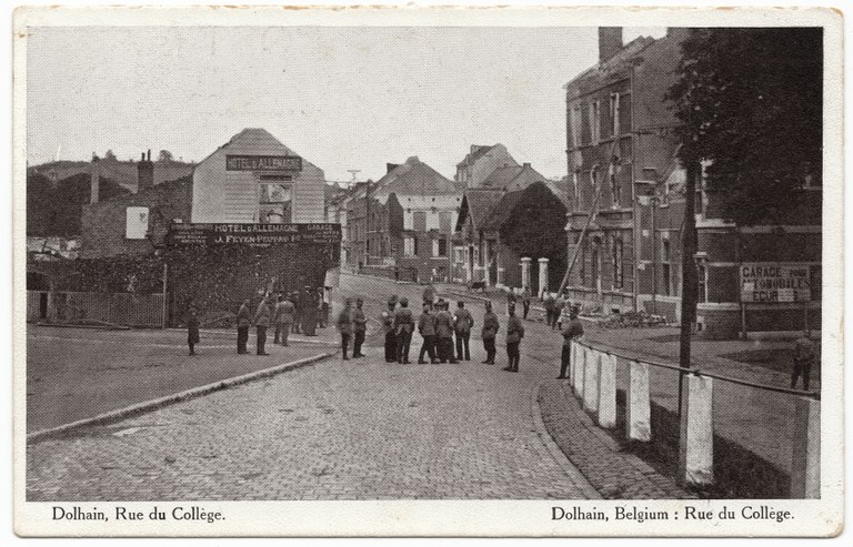 Soldats allemands devant l'Hôtel d'Allemagne (1914)