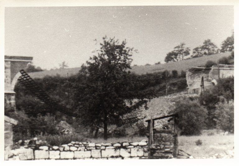 Destruction du pont de Bellevaux par l'armée belge