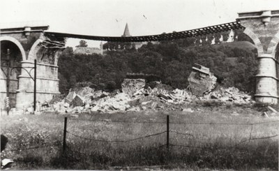 Destruction des trois arches du Viaduc par l'armée belge