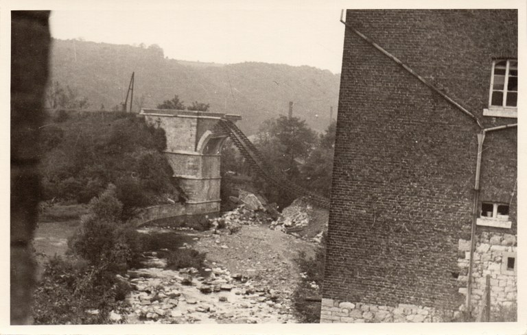 Destruction du pont de Bellevaux par l'armée belge