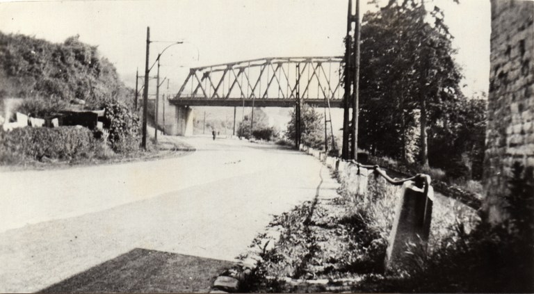 Pont métallique provisoire de Bellevaux posé par les Allemands