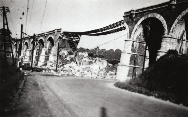 Viaduc de Dolhain détruit - vue de côté
