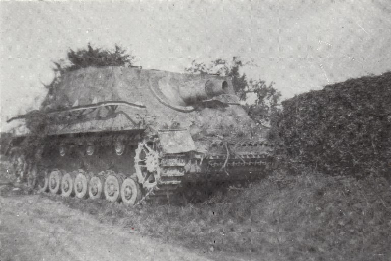 Char allemand stationné à Bilstain