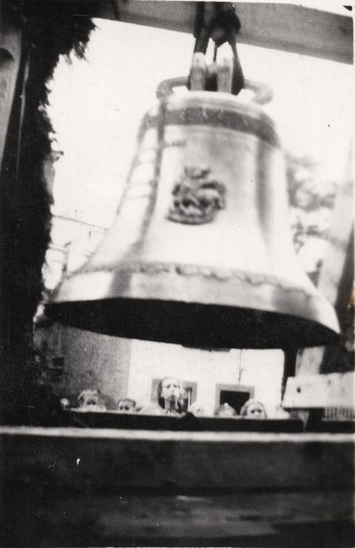 Arrivée des 2 nouvelles cloches à Dolhain - 1948
