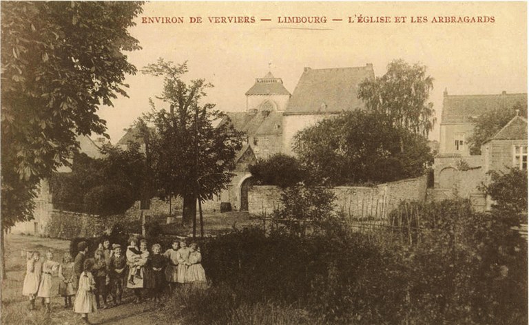 L'Eglise et les arbres Bragards