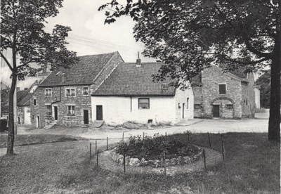 Maisons Sur les Remparts