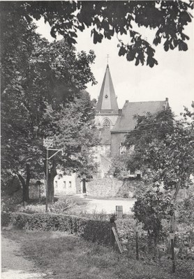 L'Eglise depuis les Remparts