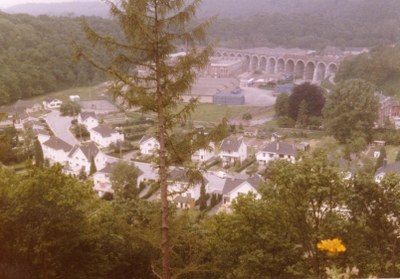 Vue prise du fort de l'ancien château