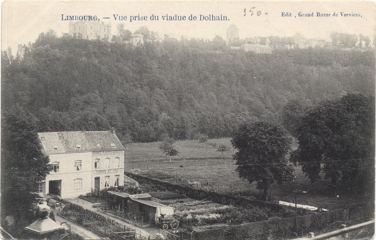 Limbourg dominant la vallée de la Vesdre