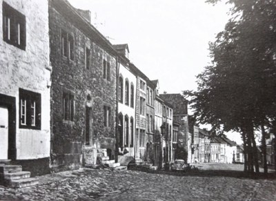 Haut de la place Saint-Georges - Côté pair