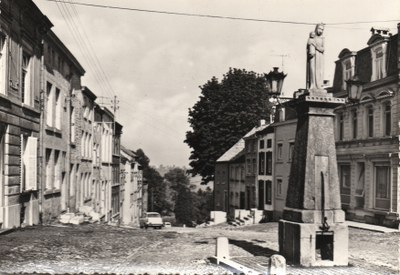 La Vieille pompe de la place Saint-Georges