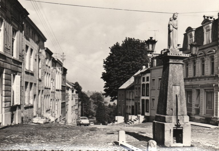 La Vieille pompe de la place Saint-Georges