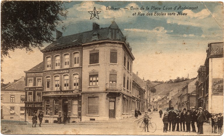 Dolhain - Coin de la Place Léon d'Andrimont et de la Rue des Ecoles (1920)
