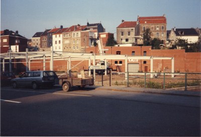 Construction de SPRL Willems sur le site de l'ancien Carde