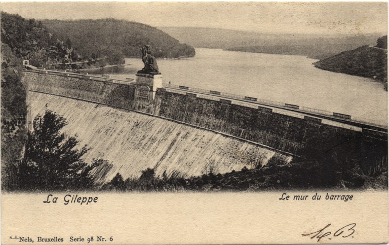 Le mur du barrage de la Gileppe en 1905
