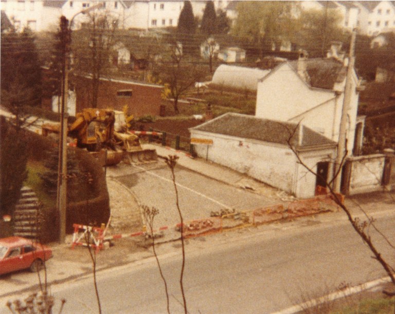 Abaissement par reconstruction du pont en 1981
