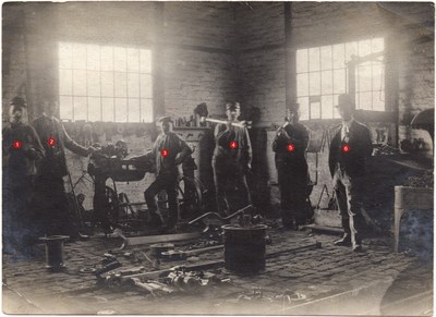Goé - l'intérieur du dépôt de Béthane vers 1920
