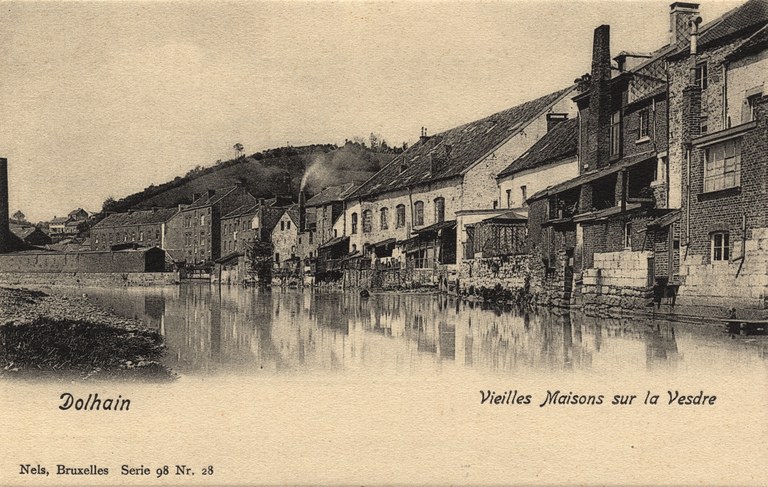 Les vieilles maisons sur la Vesdre