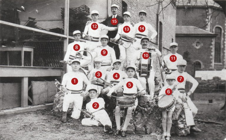 Réveil dolhaintois par la clique en 1925