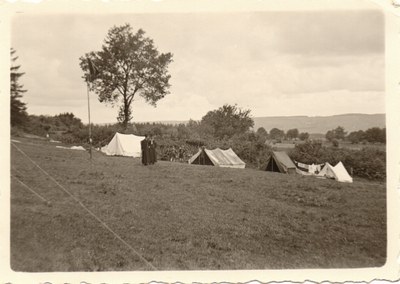 1942 - Camp Parfonbois - Démontage des tentes