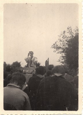 1945 - Camps Surister - La messe en plein air