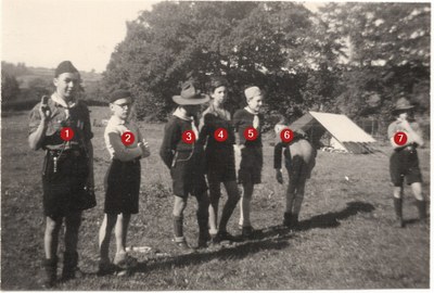 1945 - Camps Surister - Une patrouille