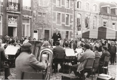 Les Fanfares sur la place Saint-Georges