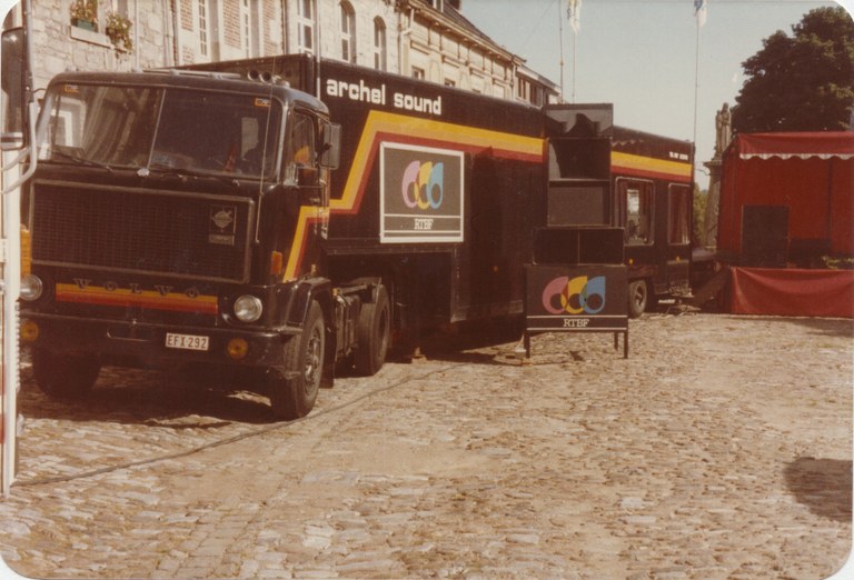 Mise en place des véhicules de la RTBF