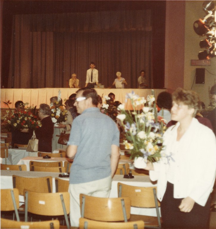 1985