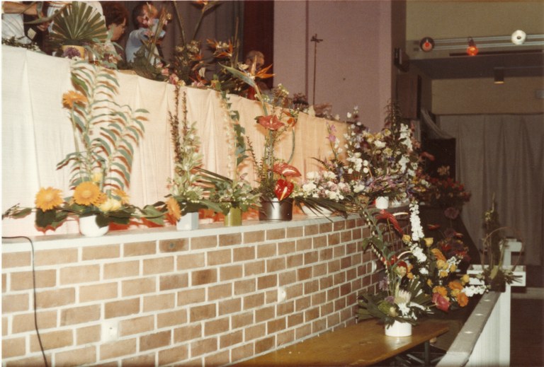 1985
