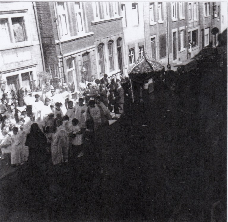 Un baptême vers 1960
