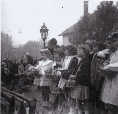 Un baptême vers 1960